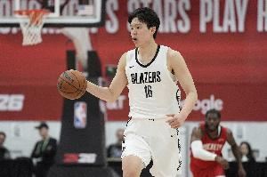  “加强力量训练 提升对抗能力”——专访NBA开拓者新秀杨瀚森