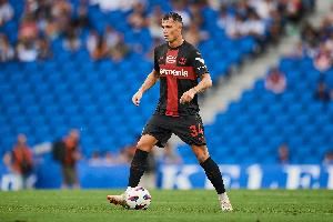  记者：桑德兰、费内巴切与扎卡接洽，但球员现在倾向于留队