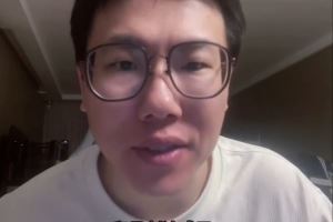  媒体人：马刺给福克斯最高待遇 但后者下赛季的去留有点小未知数