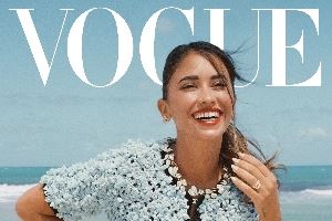 登Vogue封面！安东内拉罕见采访：谈出身、母亲身份和最大的梦想