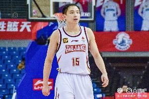 媒体人:王奕博为转会愿放弃编制 但若未及时获批或将缺席新赛季