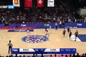  媒体人：篮筐与底线距离不符合NBL要求 香港金牛季后赛将更换主场